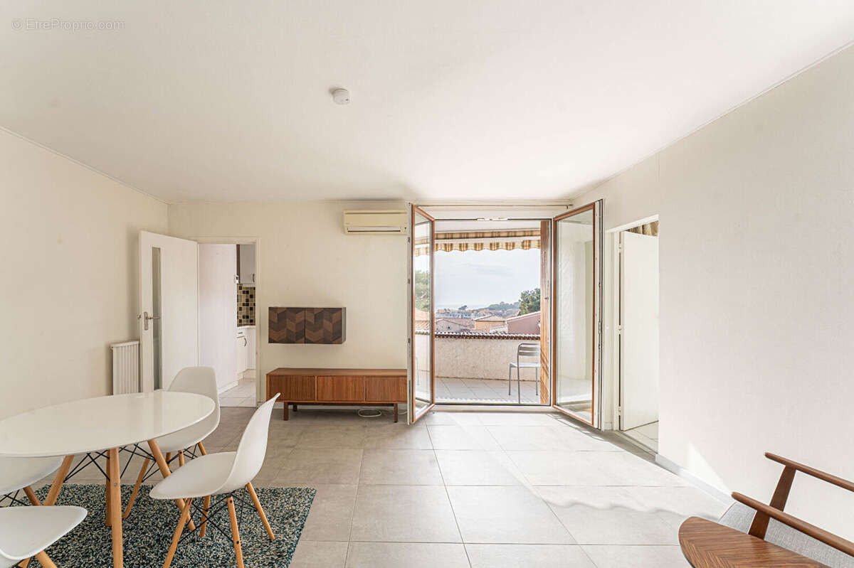 Appartement à SAUSSET-LES-PINS