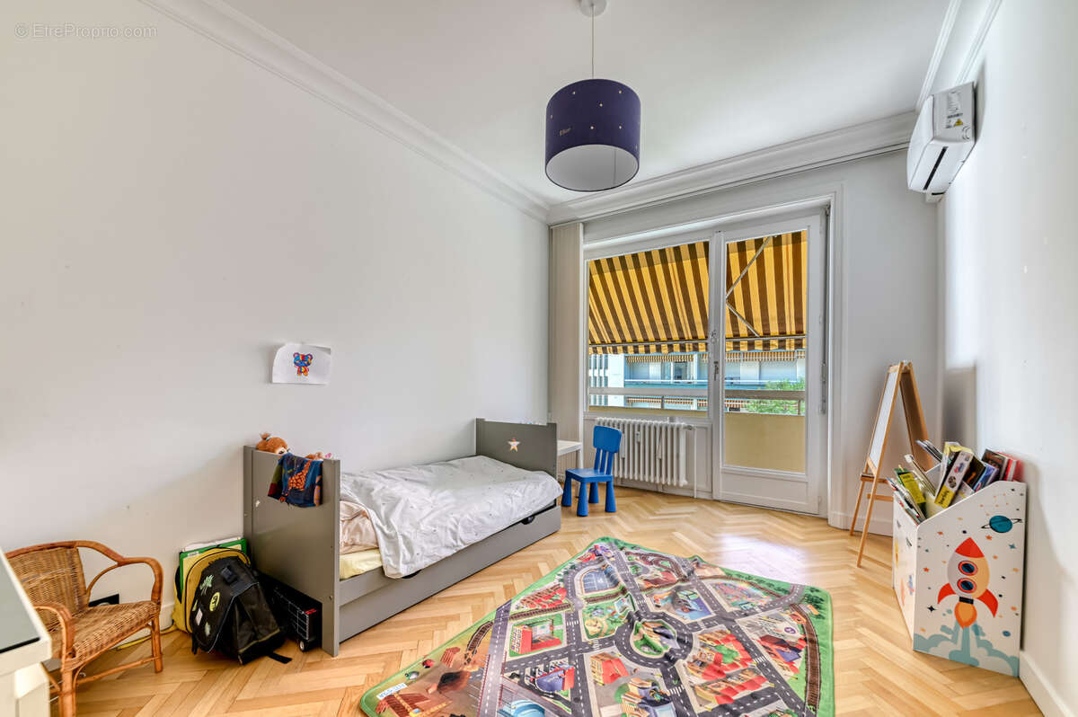 Appartement à LYON-6E