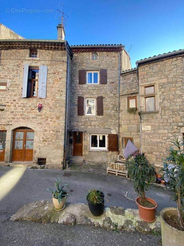 Maison à LARGENTIERE