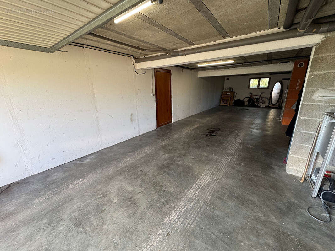 Maison à SAINT-PIERRE-DE-VARENNES