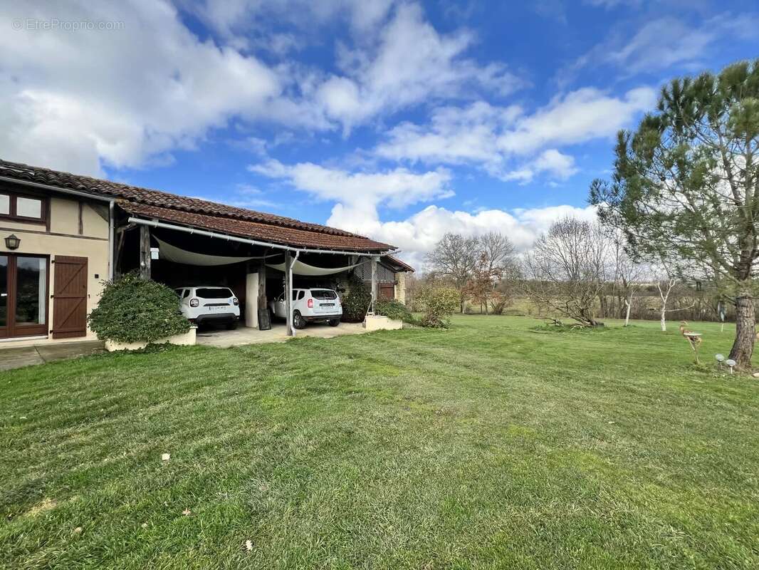 Maison à BOULOGNE-SUR-GESSE