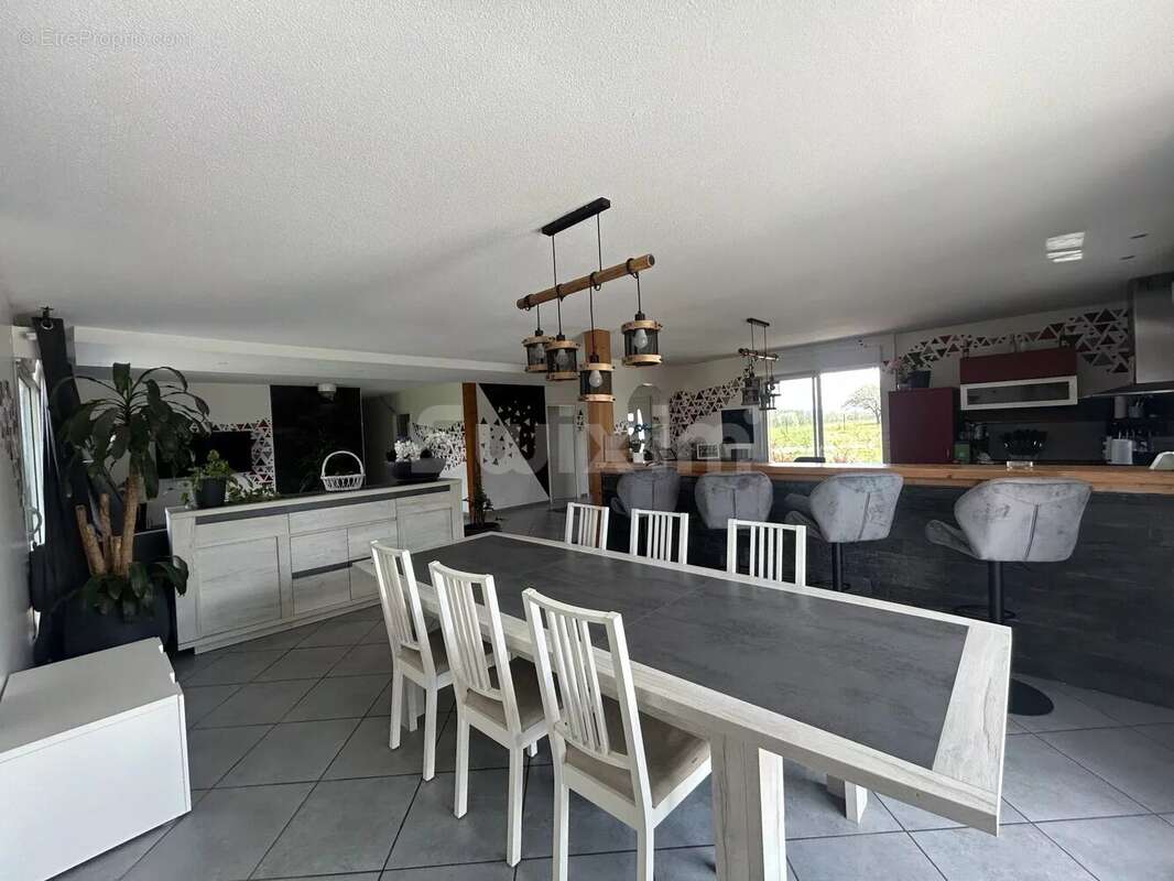 Maison à BLETTERANS