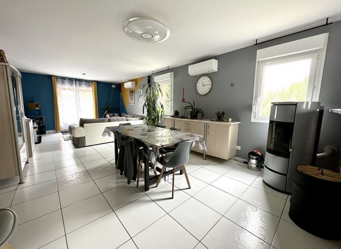 Maison 156 m² à Le Favril  - photo 3