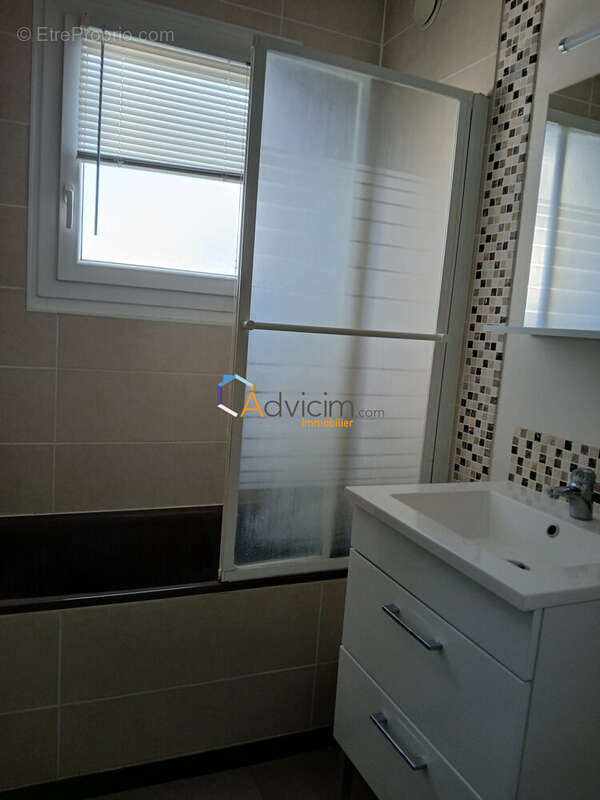 Appartement 79 m² à Orleans  - photo 8