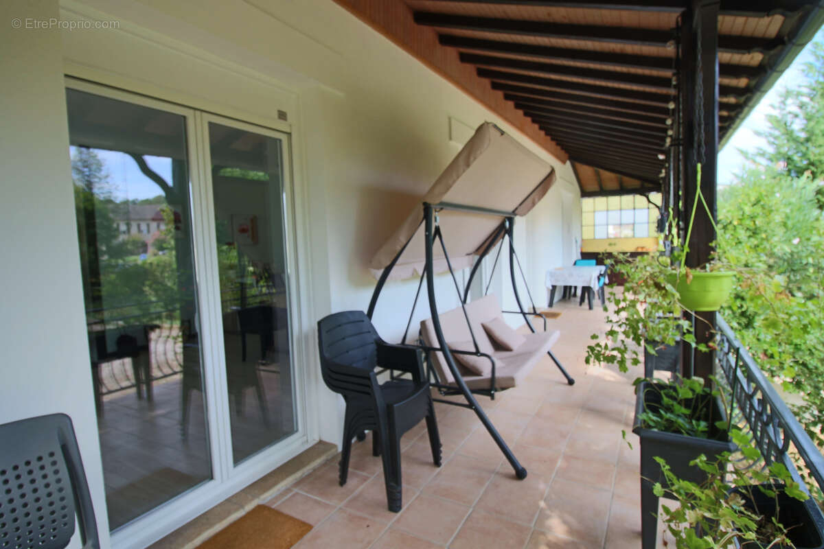 Maison à PUY-L&#039;EVEQUE