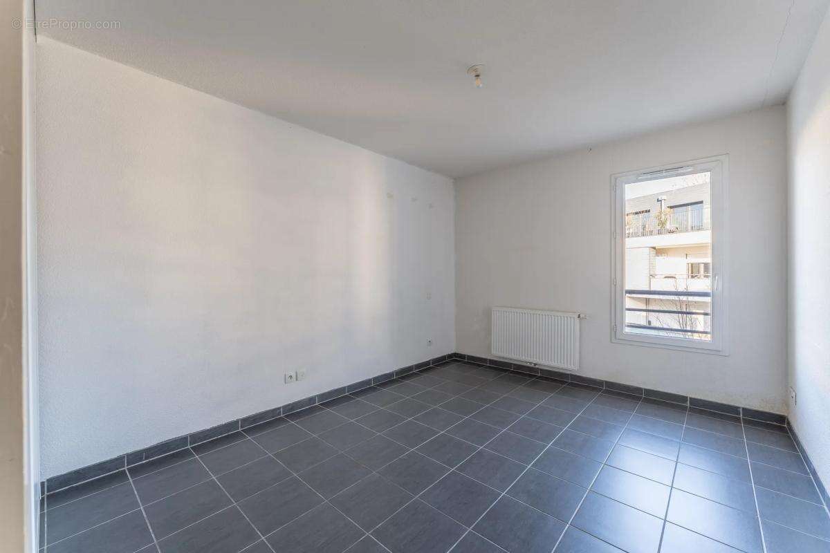 Appartement à VILLENAVE-D'ORNON