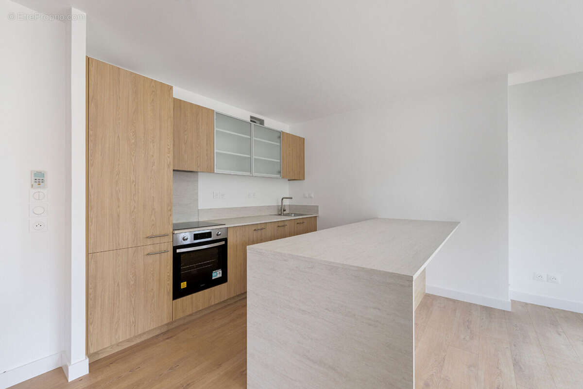 Maison à VILLENAVE-D&#039;ORNON