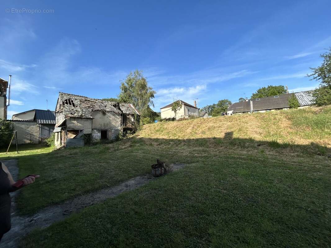 Maison à REMAUCOURT