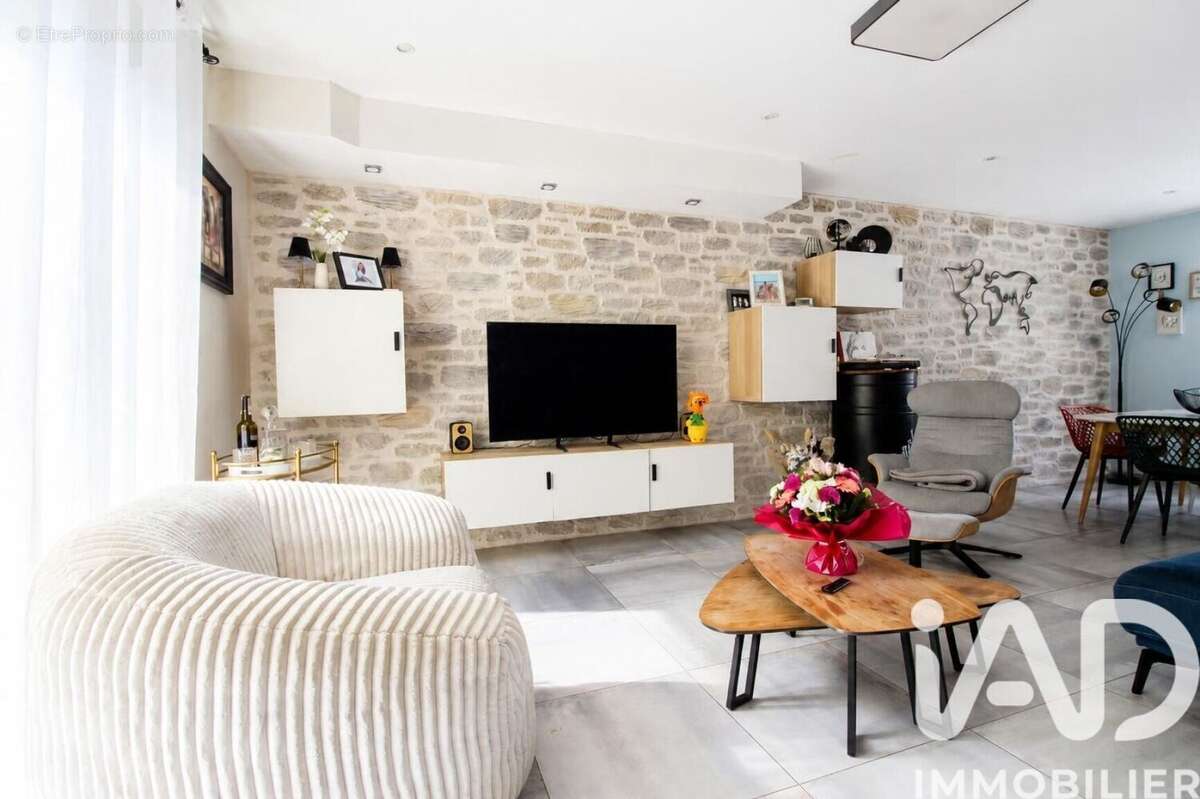 Photo 2 - Maison à VERTUS
