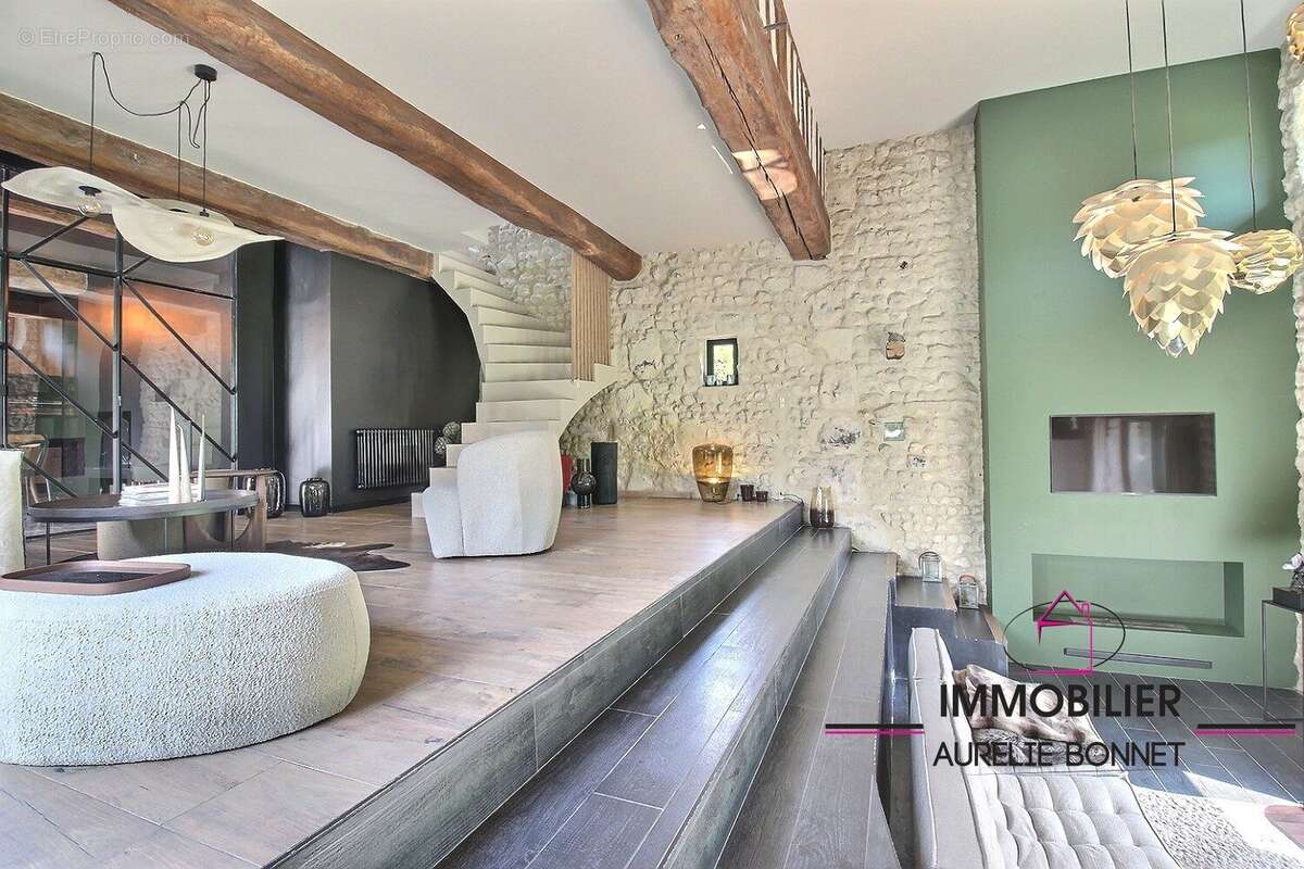 Maison à PONT-L'EVEQUE