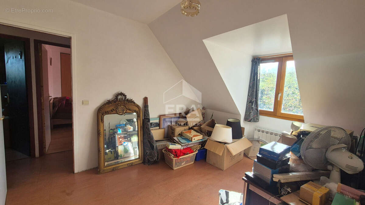 Maison à GRISY-SUISNES