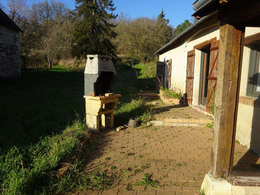 Maison à YZEURES-SUR-CREUSE