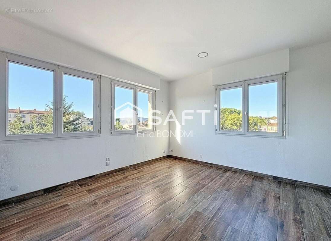 Photo 5 - Appartement à FREJUS