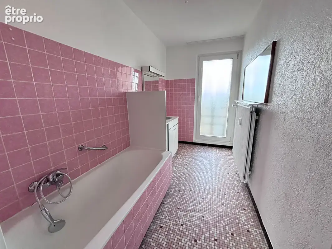 Charmant appartement 2 pièces à vendre à Mulhouse, dernier étage avec balcon , garage et cave - photo 9