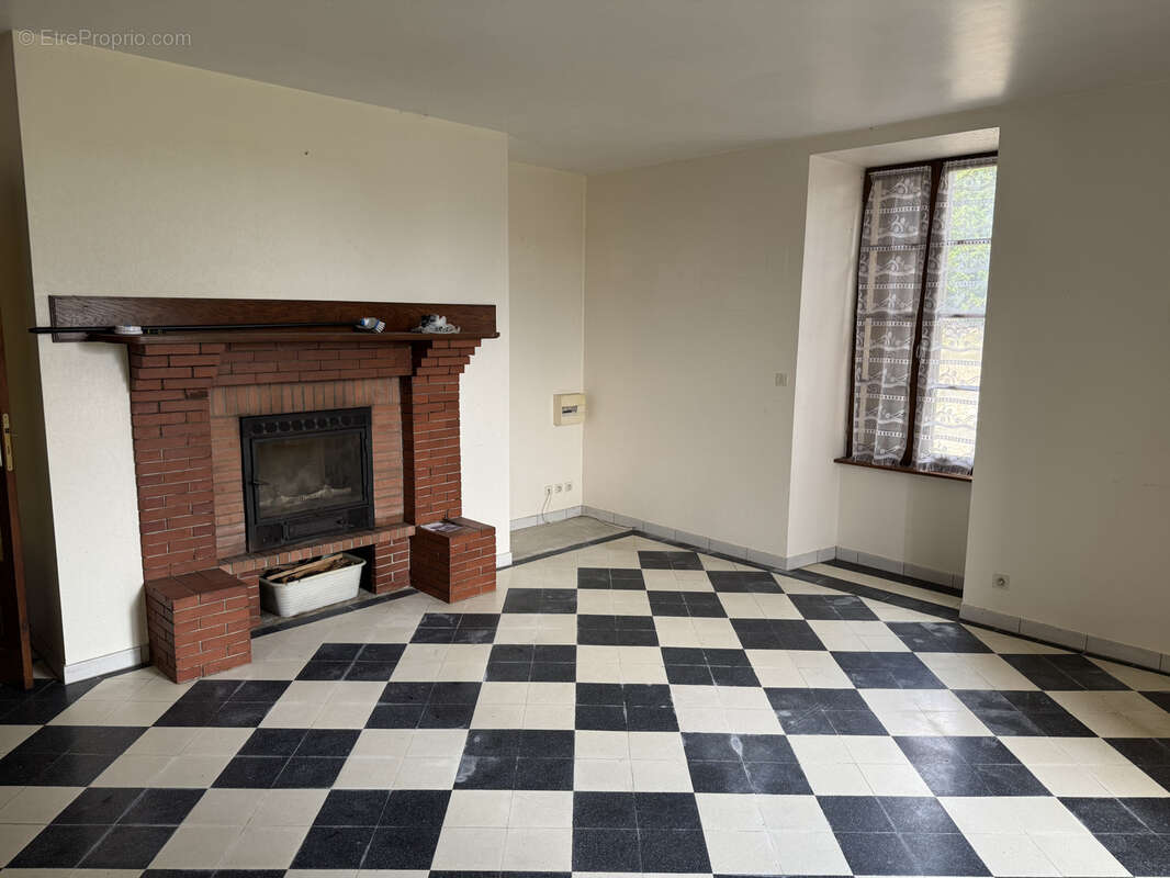 Maison en pierres à restaurer - photo 3