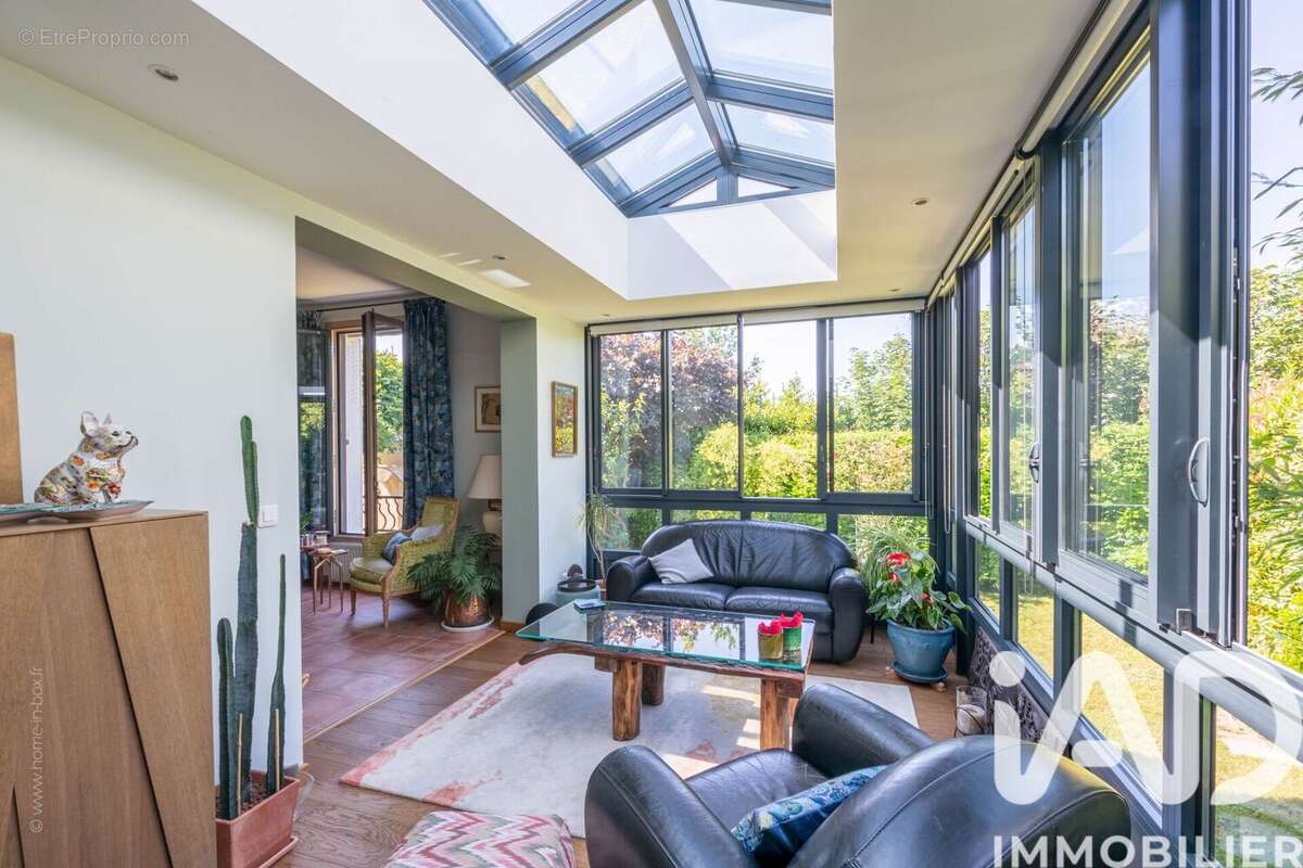 Photo 2 - Maison à CORMEILLES-EN-PARISIS