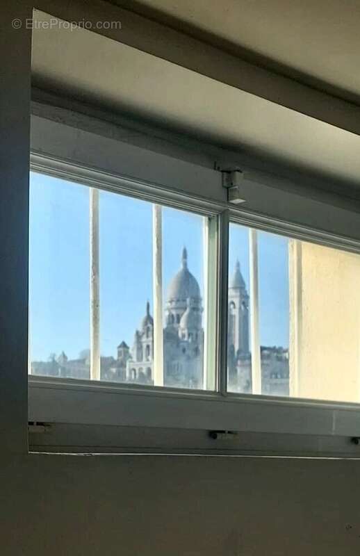 Appartement à PARIS-9E