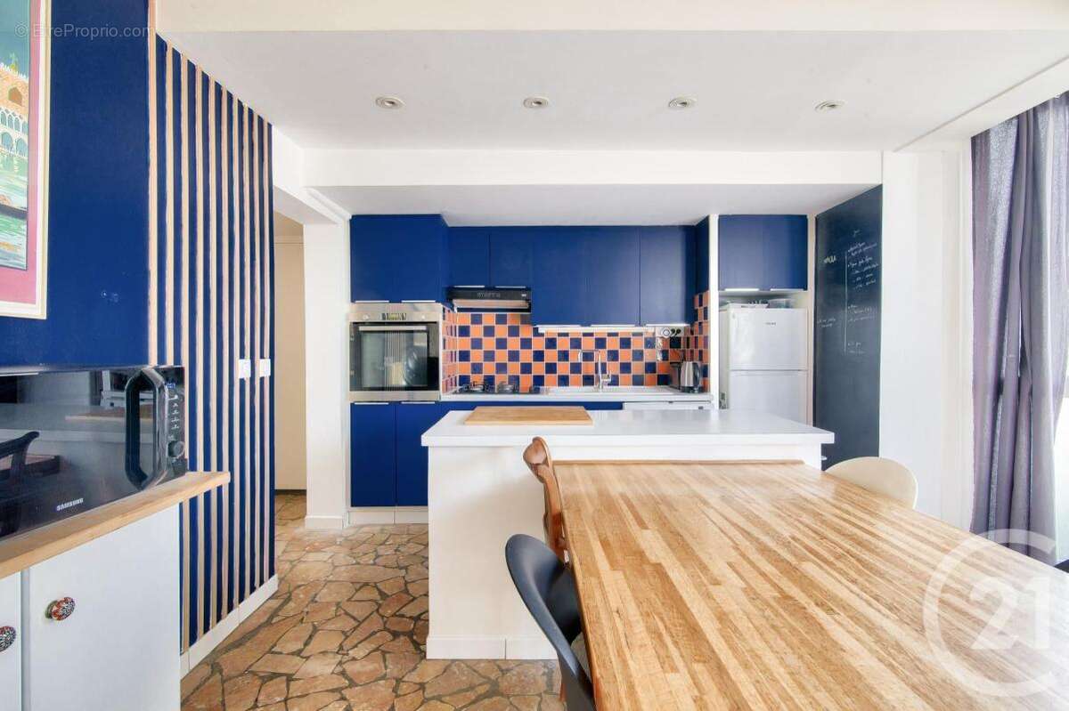 Maison à LES PAVILLONS-SOUS-BOIS