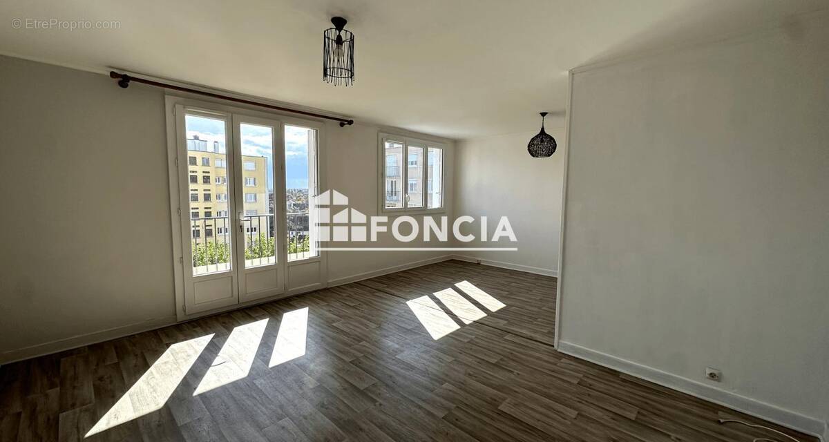 Appartement à DREUX