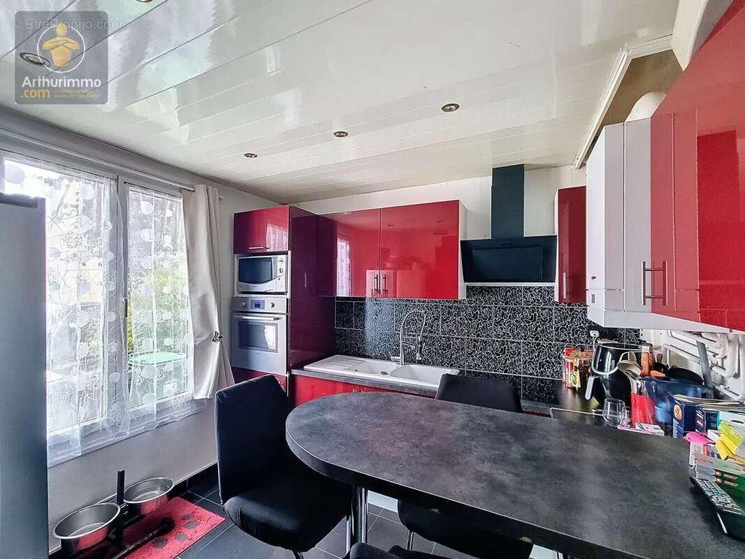 Maison à LIMEIL-BREVANNES