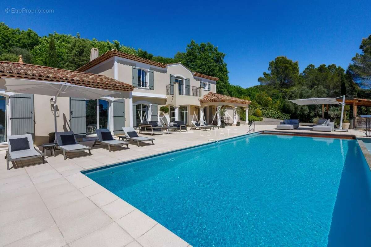 Maison à MONTAUROUX