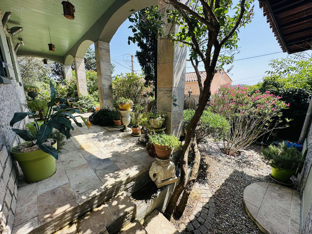 Maison à BRUE-AURIAC