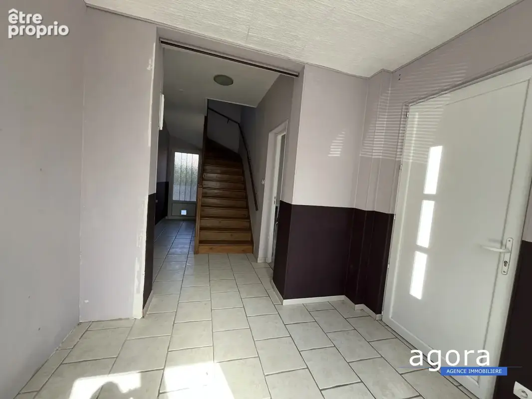 Maison 155 m² à Rehon  - photo 2