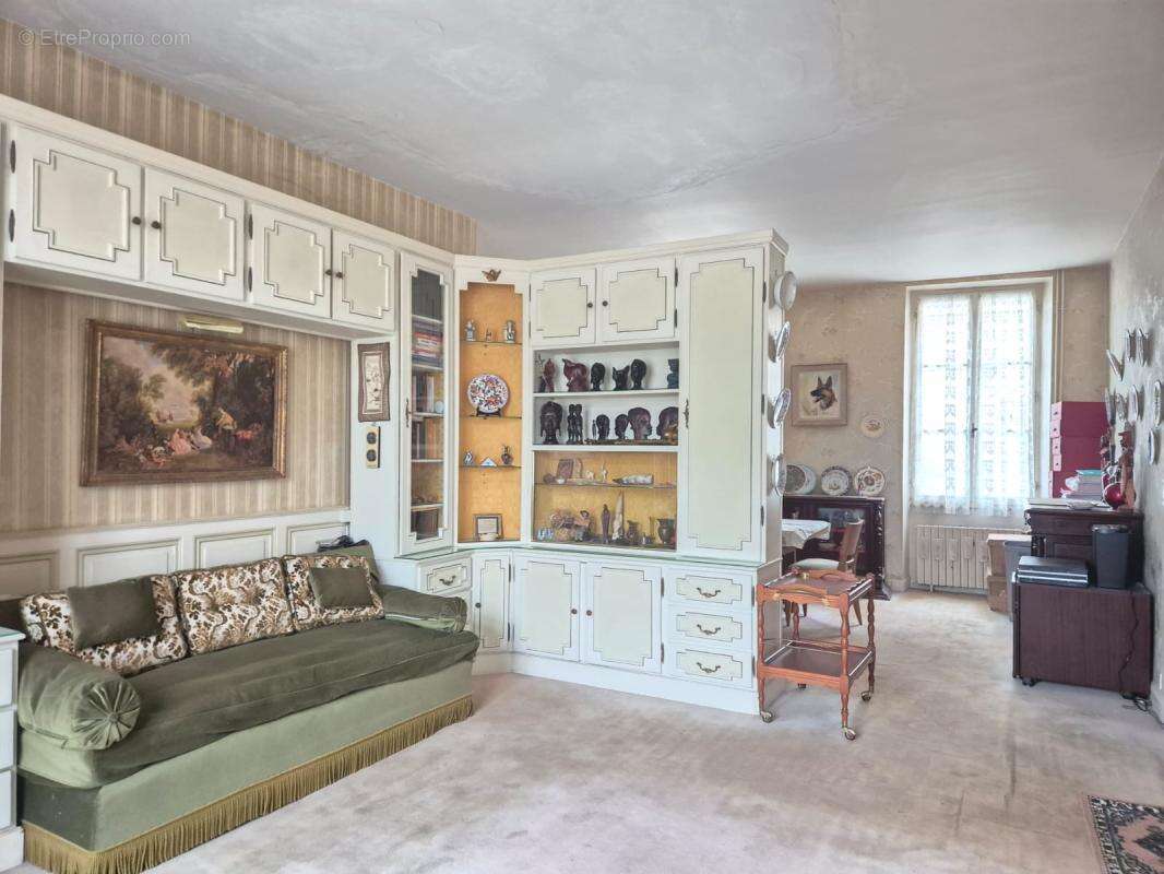 Maison de Maître Charentaise du XIXe siécle avec dépendances - photo 3