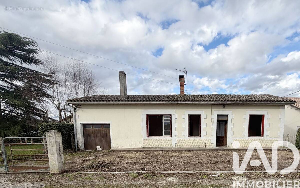 Photo 1 - Maison à LE PIZOU
