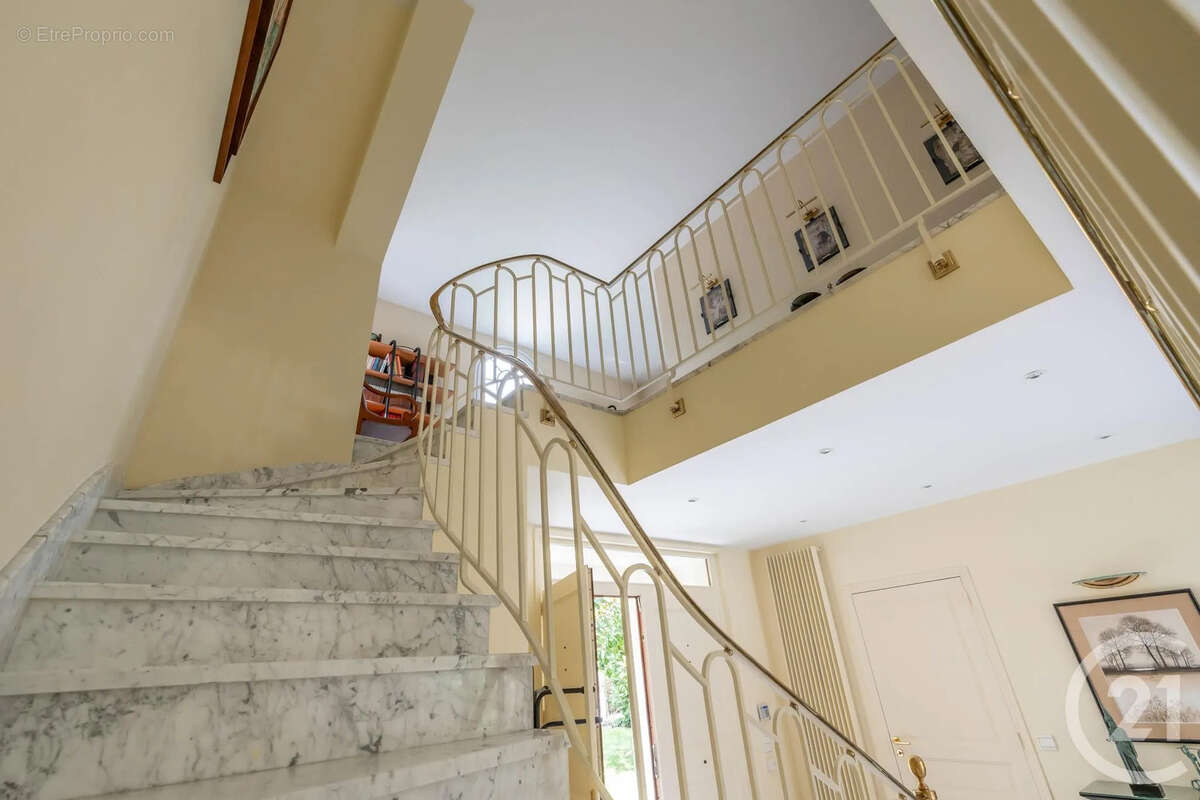 Maison à CHAMPIGNY-SUR-MARNE