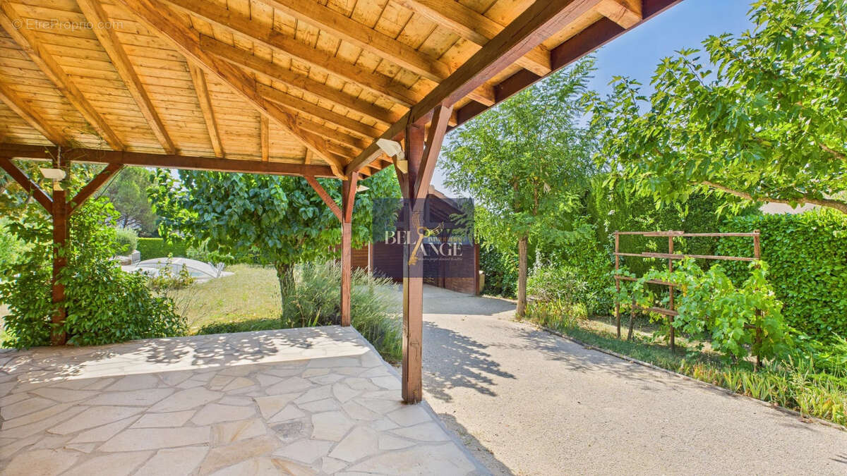 Maison à VALLON-PONT-D&#039;ARC