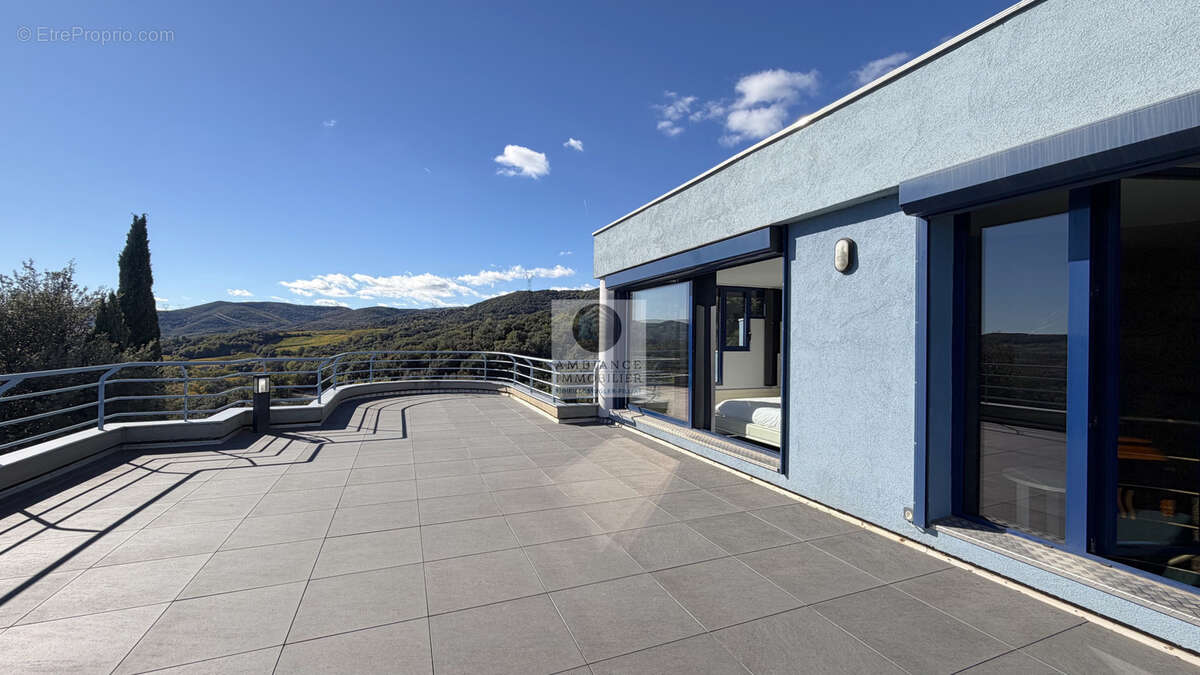 Maison d'architecte avec superbe vue - photo 13