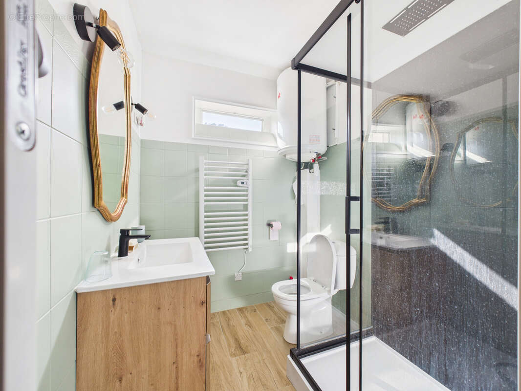 Maison à SOLLIES-TOUCAS