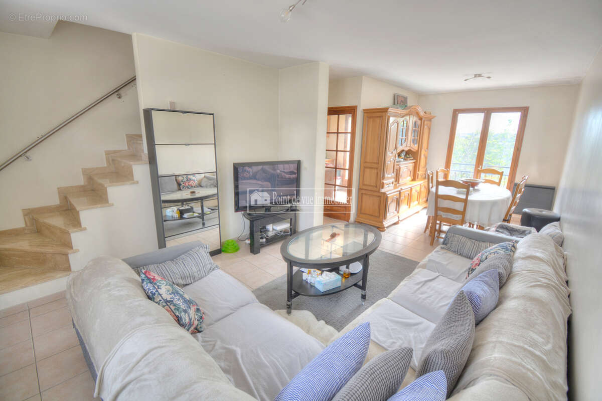 Maison à SAVIGNY-SUR-ORGE