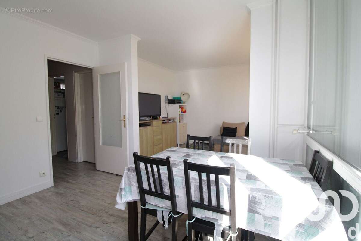 Photo 3 - Appartement à NEUILLY-SUR-MARNE