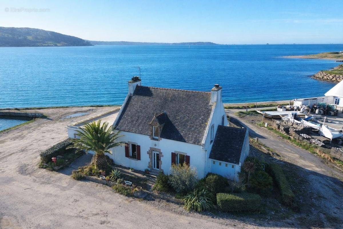 Maison à PLOUEZOC'H