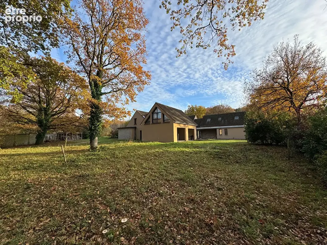 Très belle propriété  contemporaine avec environnement exceptionnel et piscine A terminer Les Mesnuls 12 pièces  400 m2 - photo 9
