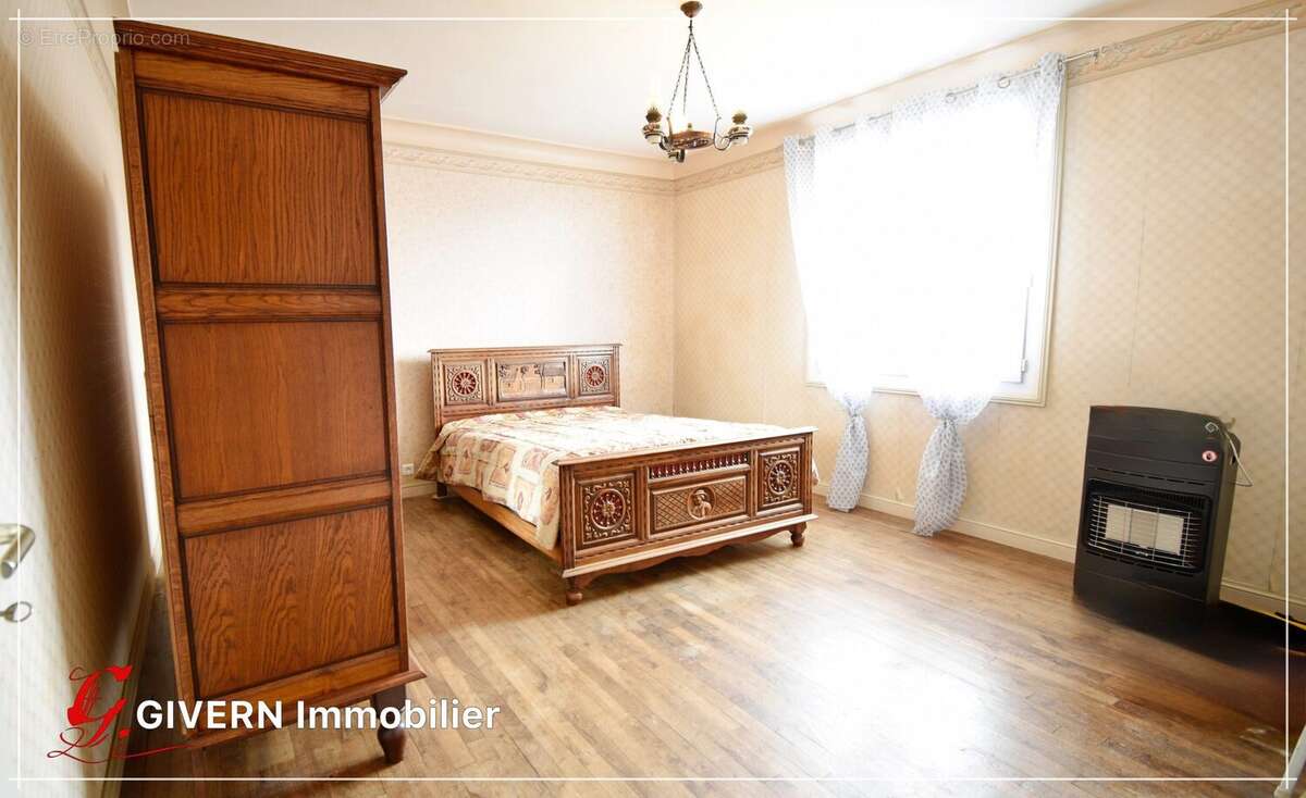 Maison à MESLAN