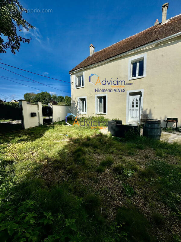Maison à VIELS-MAISONS