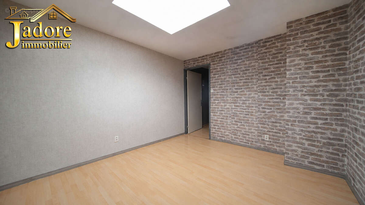 Maison mitoyenne d'un côte - photo 11