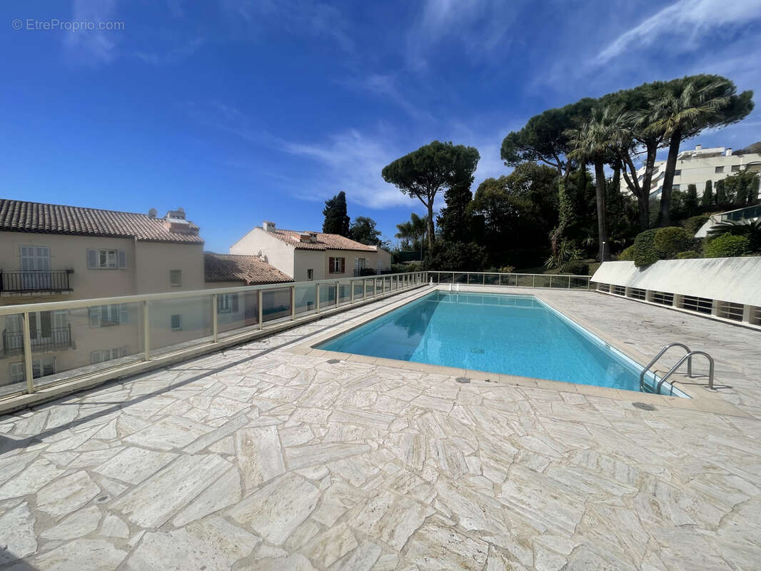 Appartement à LE CANNET