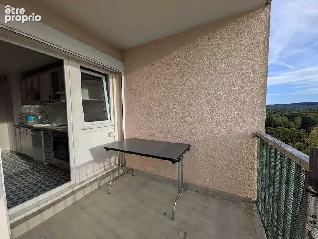 F4 avec balcon et vue dégagée ? 3 chambres ? box - photo 7