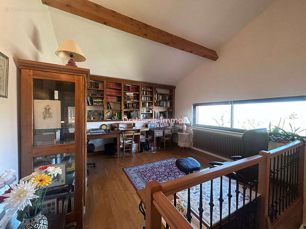 Maison 210 m² à Gaillac  - photo 14