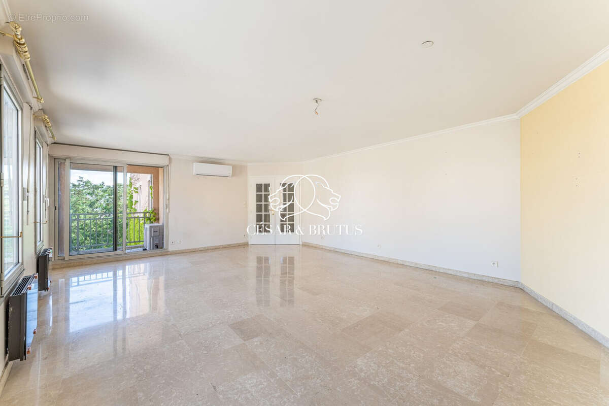 Appartement à LYON-1E