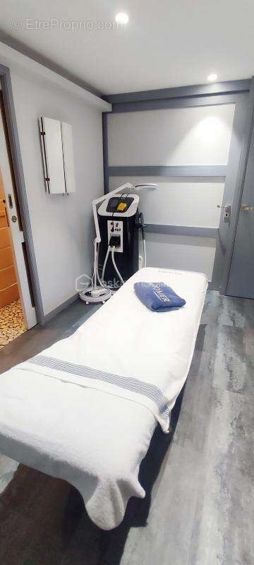 Commerce à LA TRINITE-SUR-MER