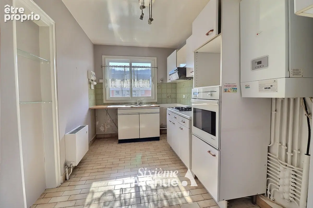 CHAVILLE - Appartement de 4 pièces de 94m2 - photo 3