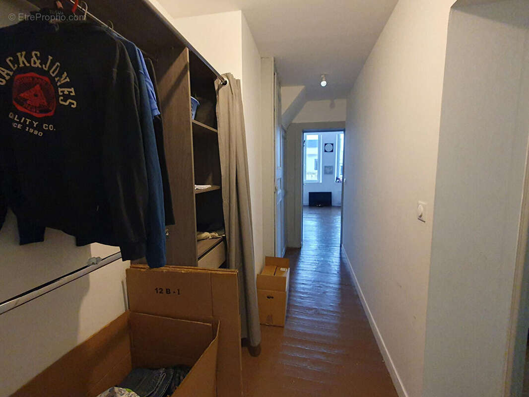 Maison à ORIGNY-SAINTE-BENOITE