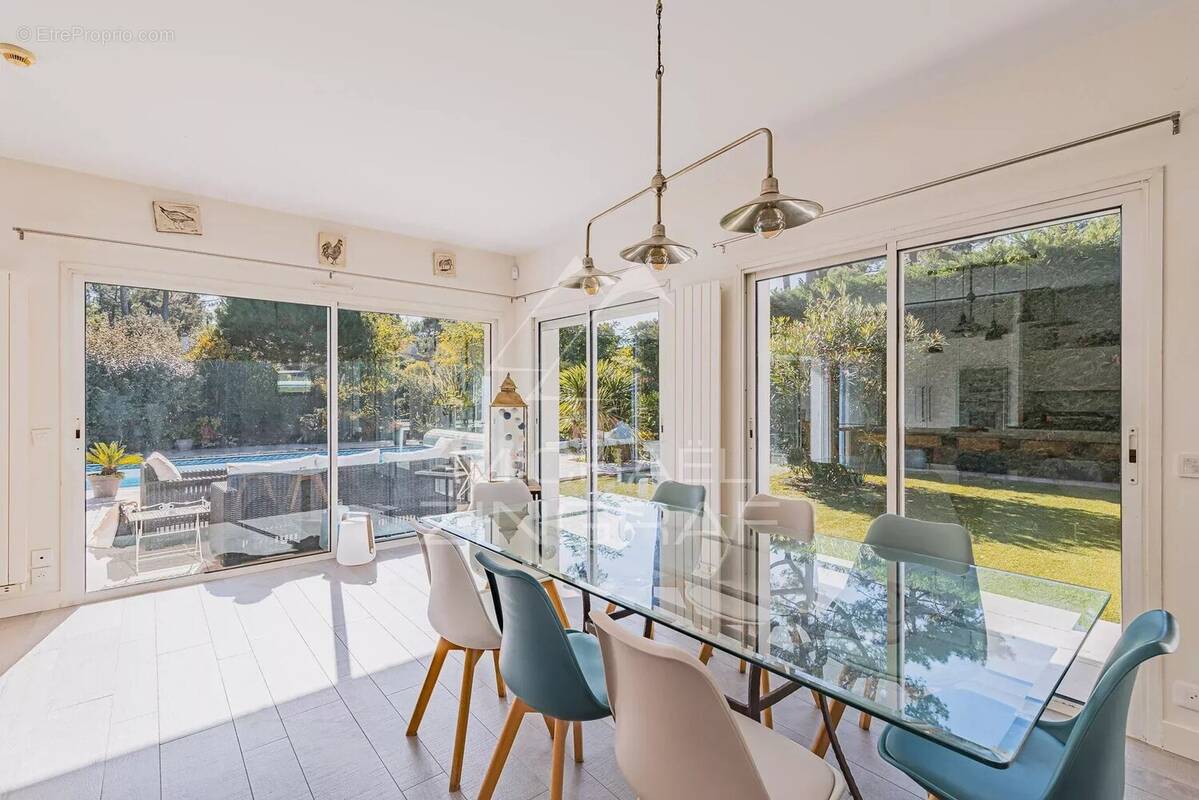 Maison à LE BOUSCAT