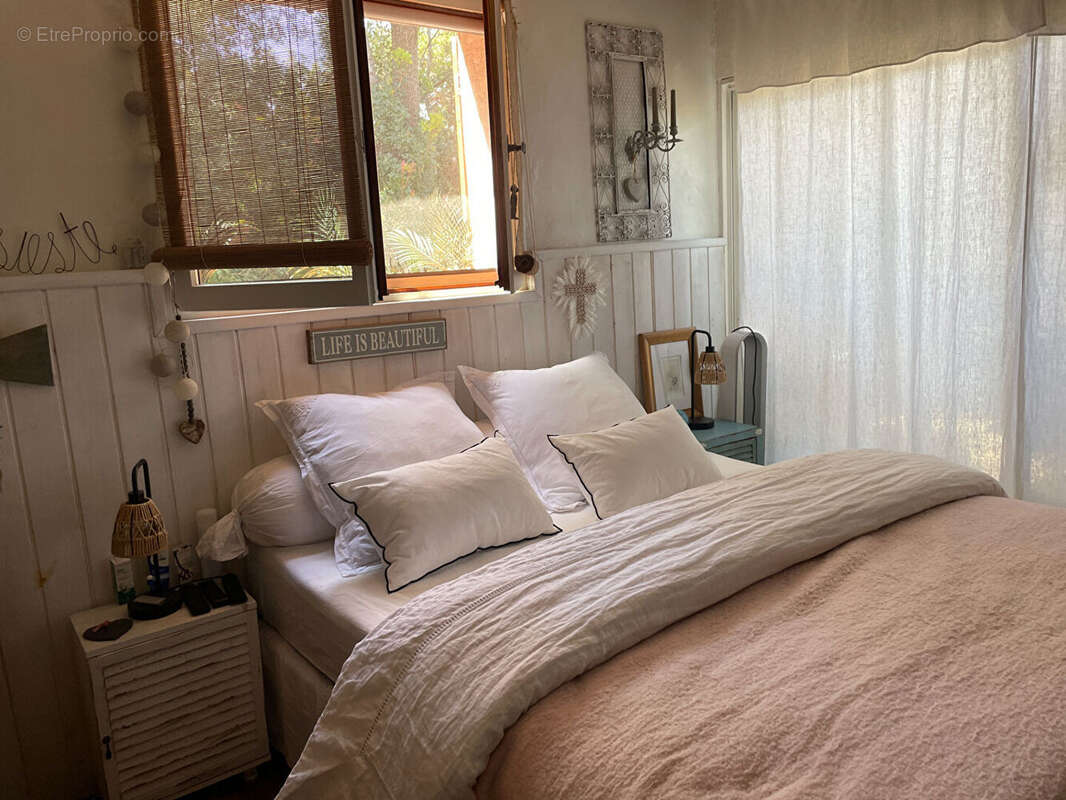 À vendre -Charmante maison avec vue mer, à quelques pas de la plage de la Testa - photo 7