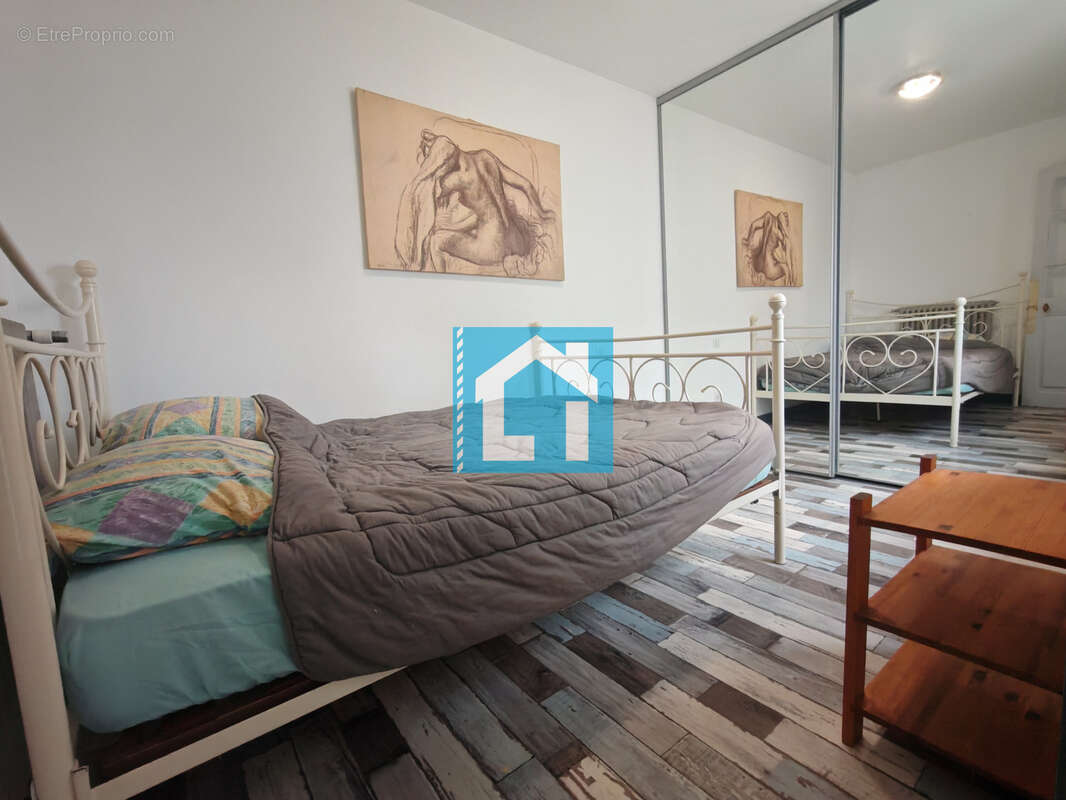 Appartement à DONVILLE-LES-BAINS